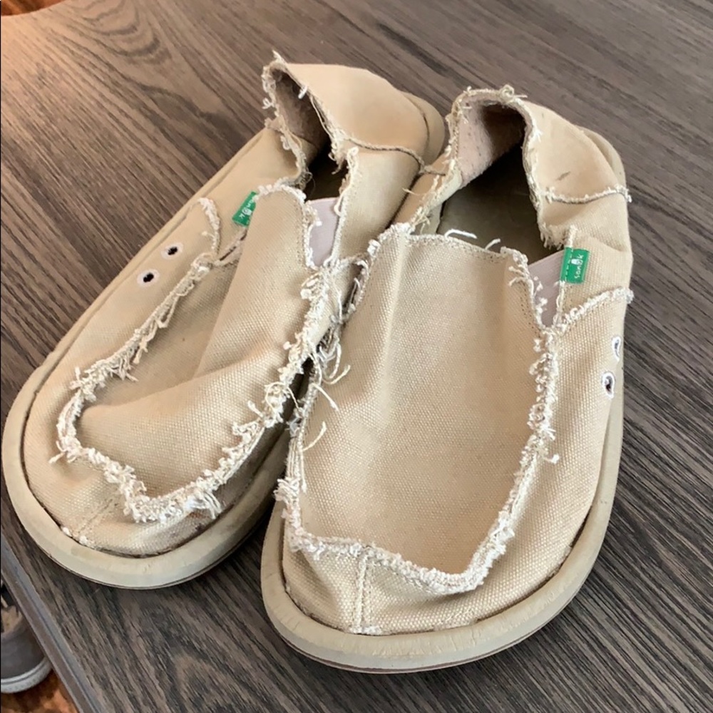 Sanuk slip ons